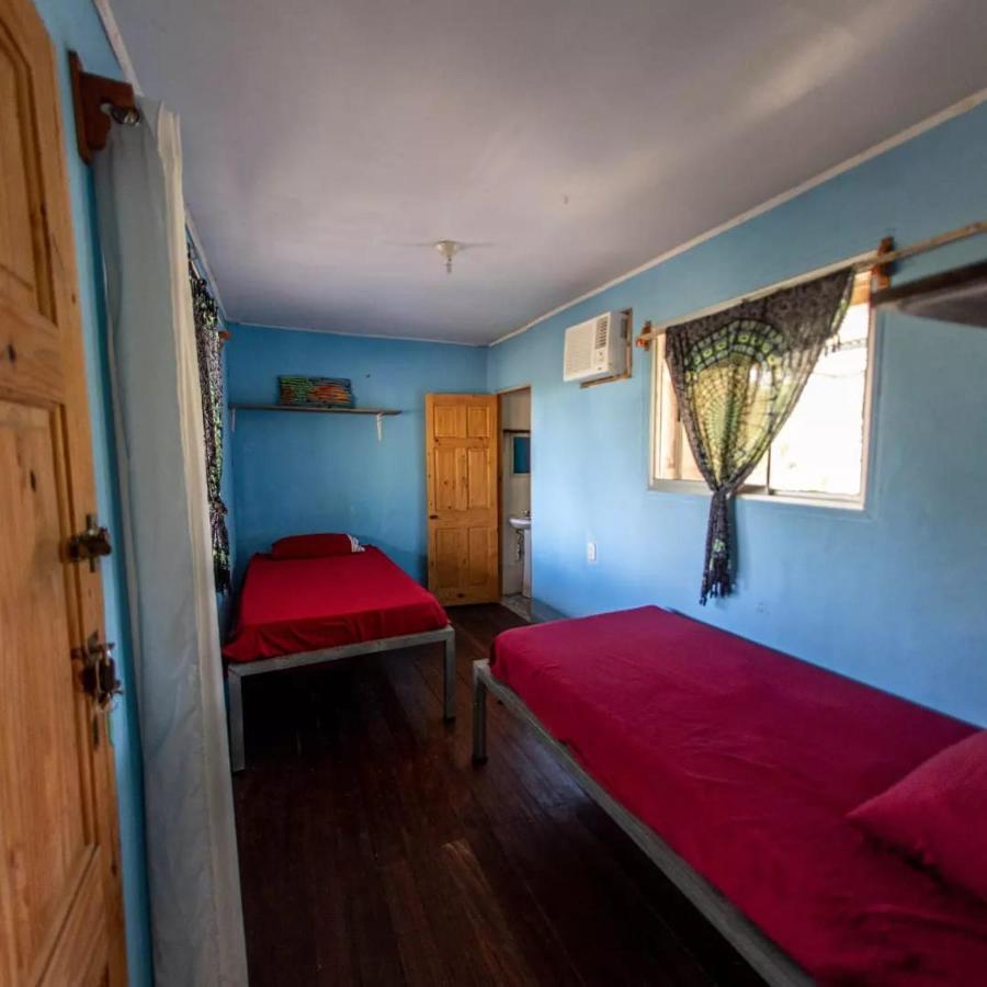 Hostel Oceano Павонес Экстерьер фото